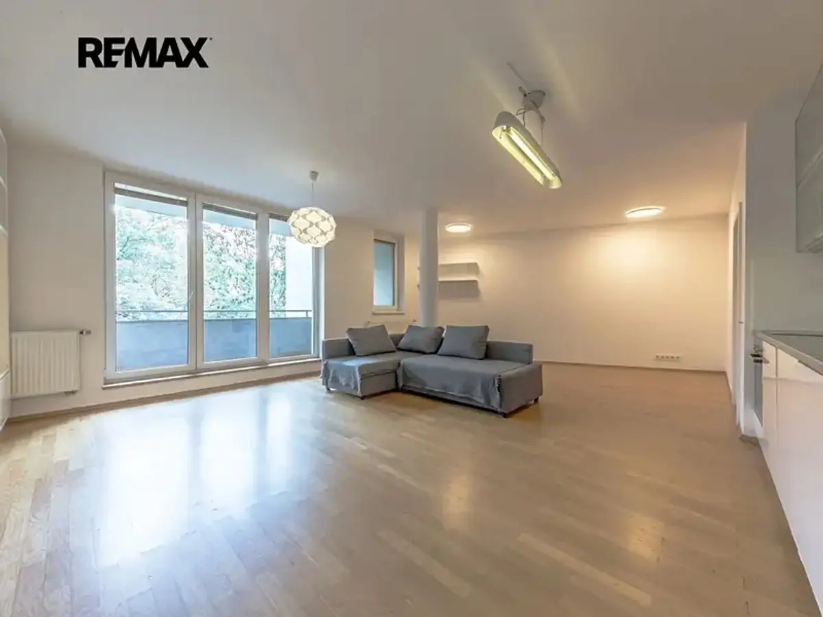 Prodej bytu 2+kk 70 m², U michelského mlýna · Michle