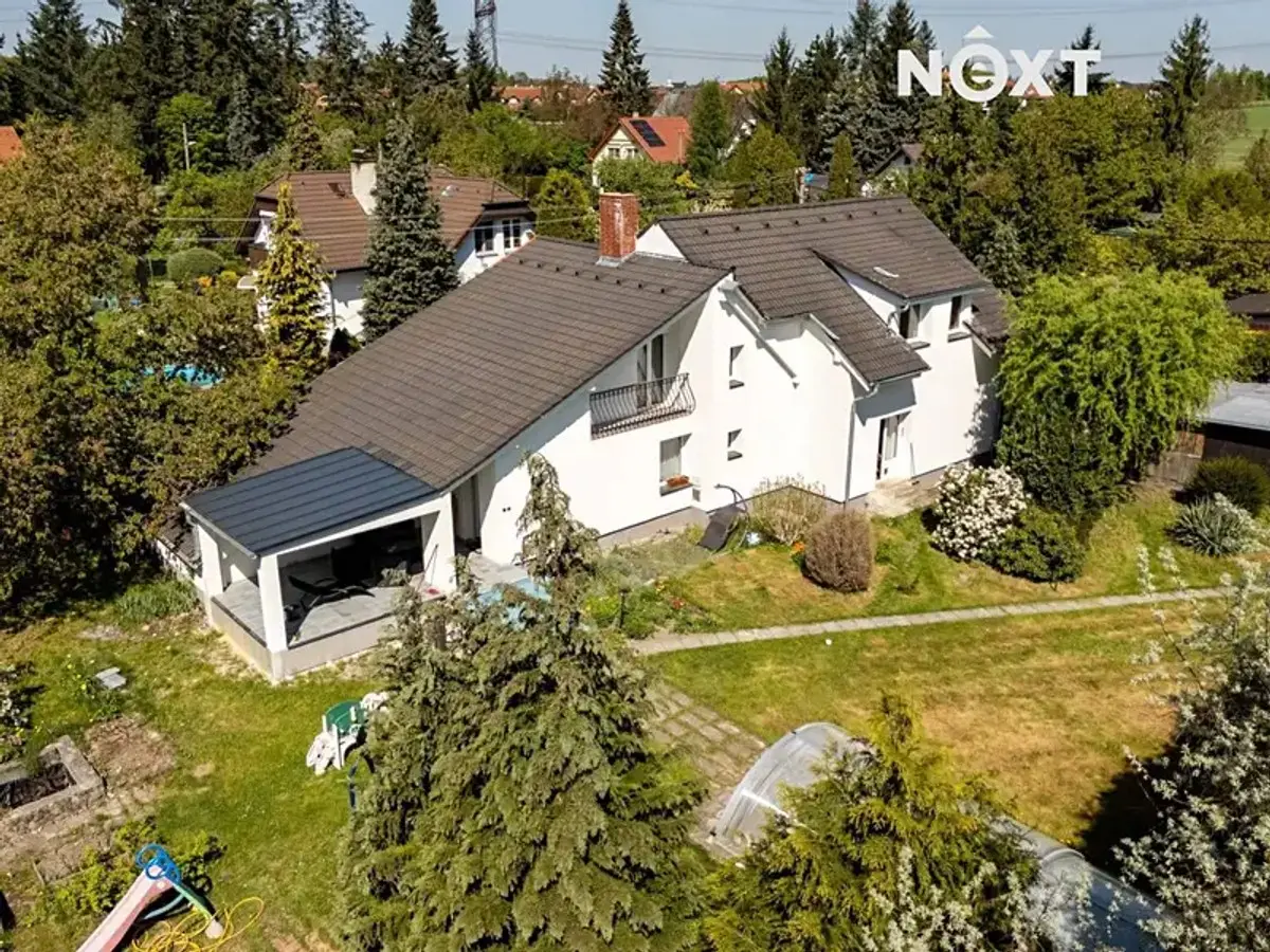 Prodej domu 230 m², Krajní · Zvole u Prahy · Zvole