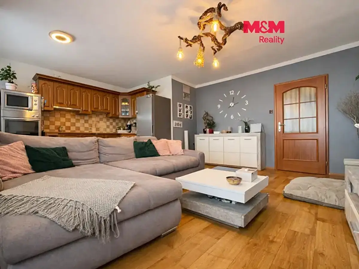 Prodej bytu 4+1 77 m², Ladova · Pokratice · Litoměřice