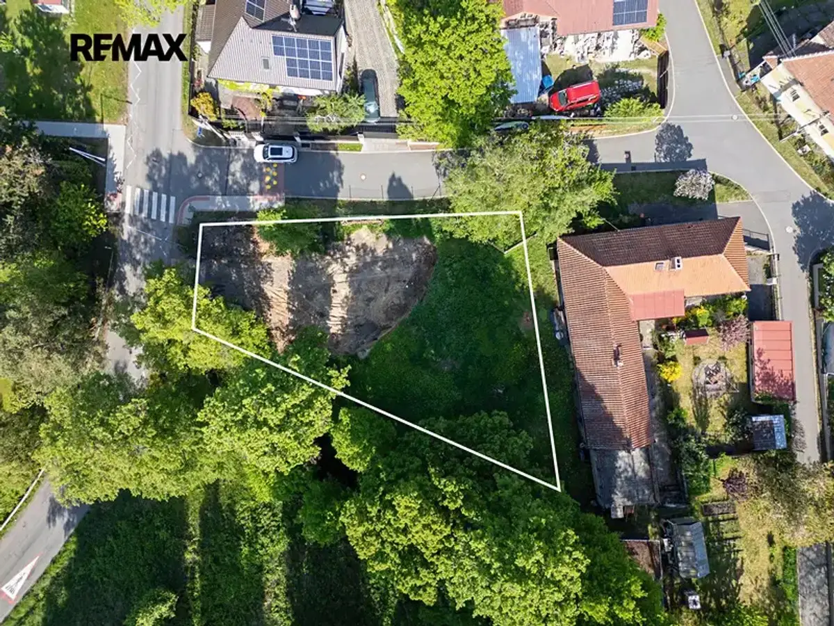 Prodej pozemku 800 m², Panenské Břežany · okres Praha-východ