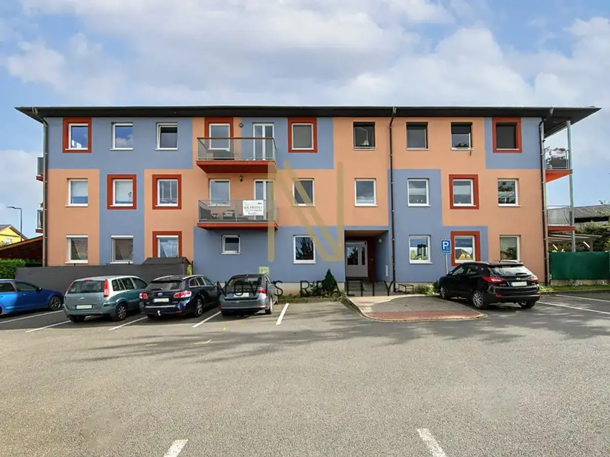 Prodej bytu 3+kk 52 m², Vochov