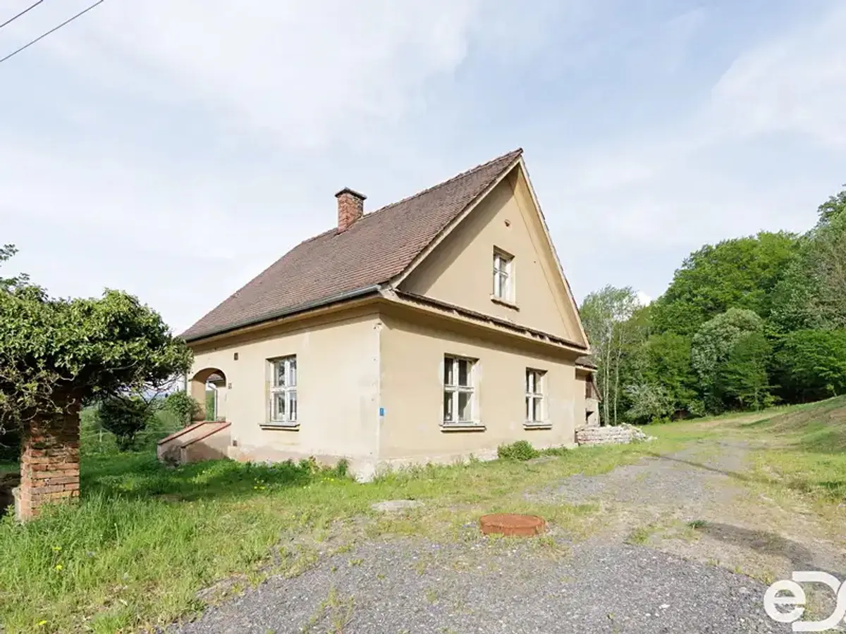 Prodej domu 279 m², Náhlov · Ralsko