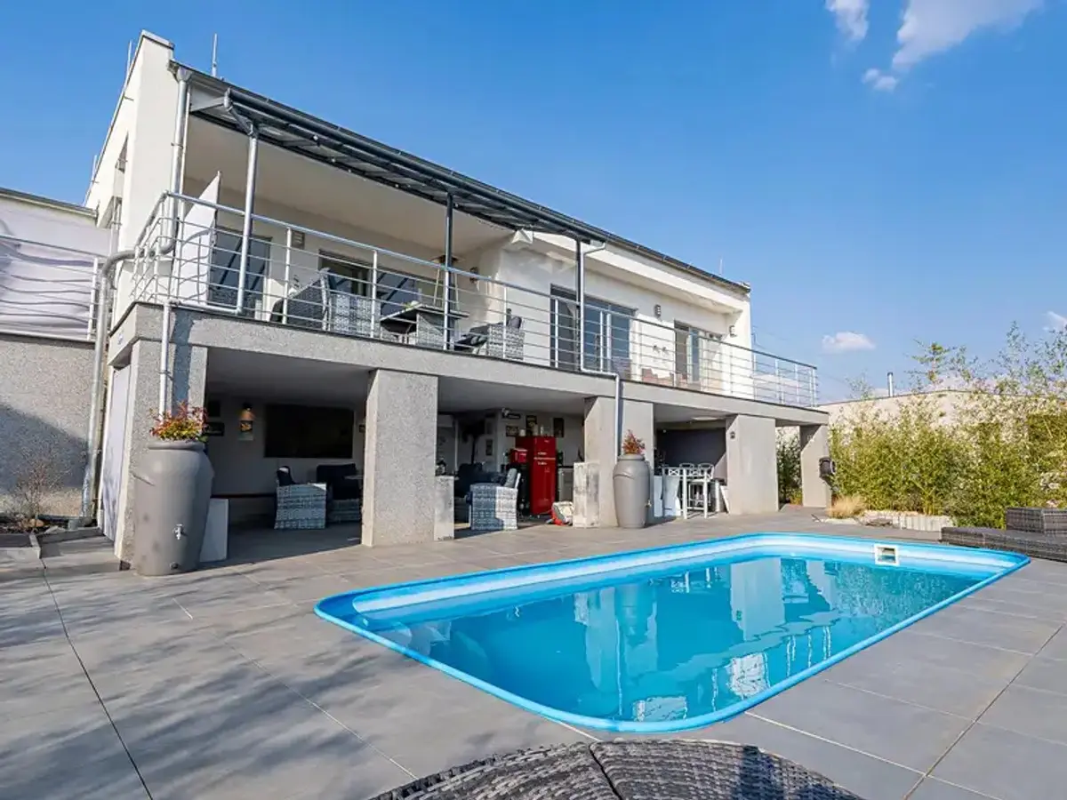 Prodej domu 140 m², Na Vinohradech · Popovice u Králova Dvora · Králův Dvůr