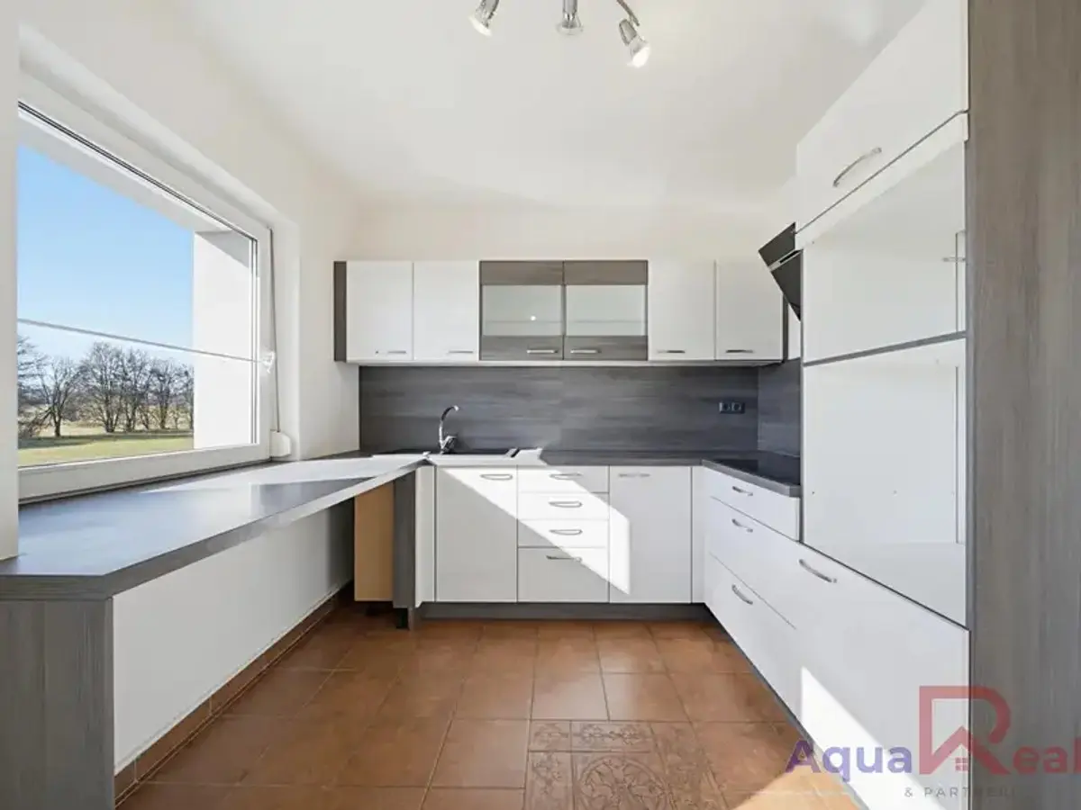 Prodej bytu 3+kk 84 m², Okružní · Stará Role · Karlovy Vary