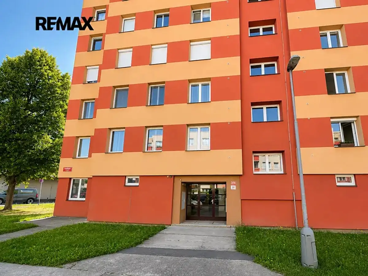 Prodej bytu 3+1 70 m², Průběžná · České Budějovice 3 · České Budějovice