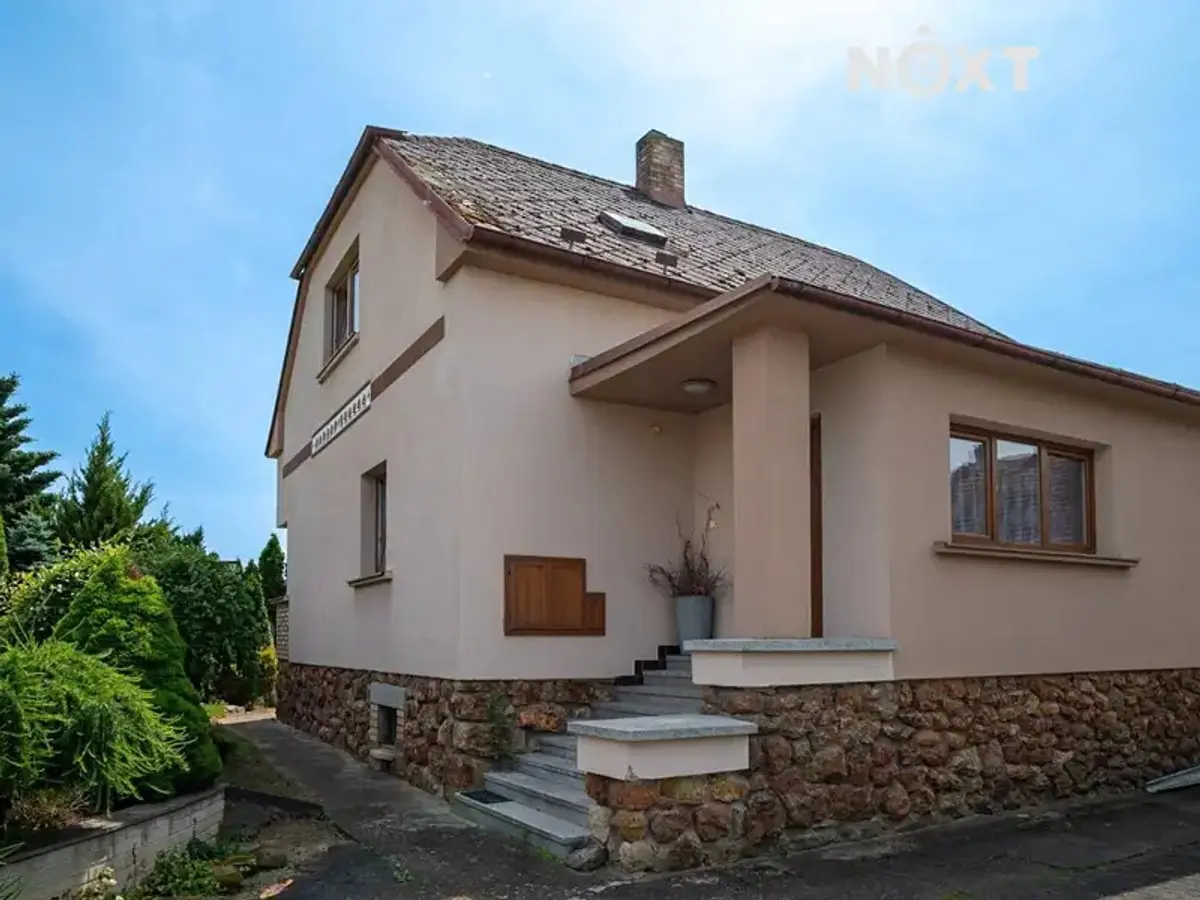 Prodej domu 142 m², Zahájí u Hluboké nad Vltavou · Zahájí