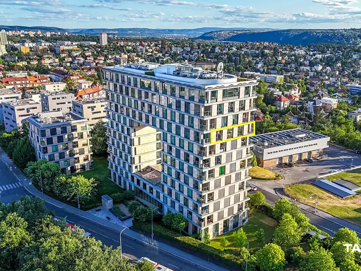 Prodej bytu 4+kk 134 m², K sídlišti · Nusle