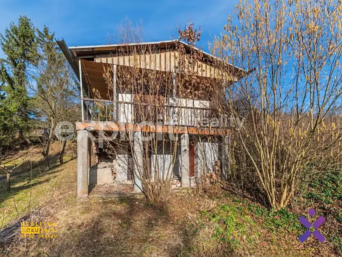 Prodej domu 20 m², Hluk