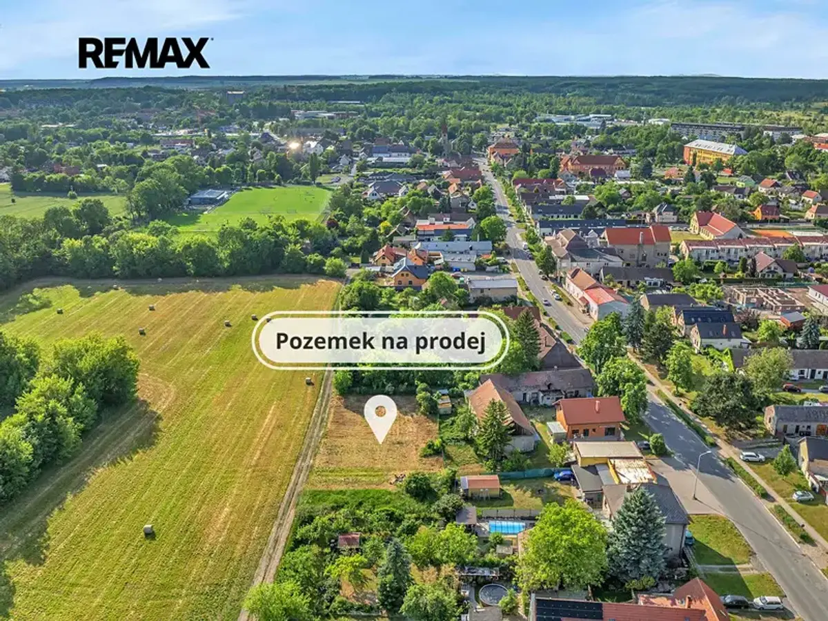 Prodej pozemku 508 m², Milovice · okres Nymburk