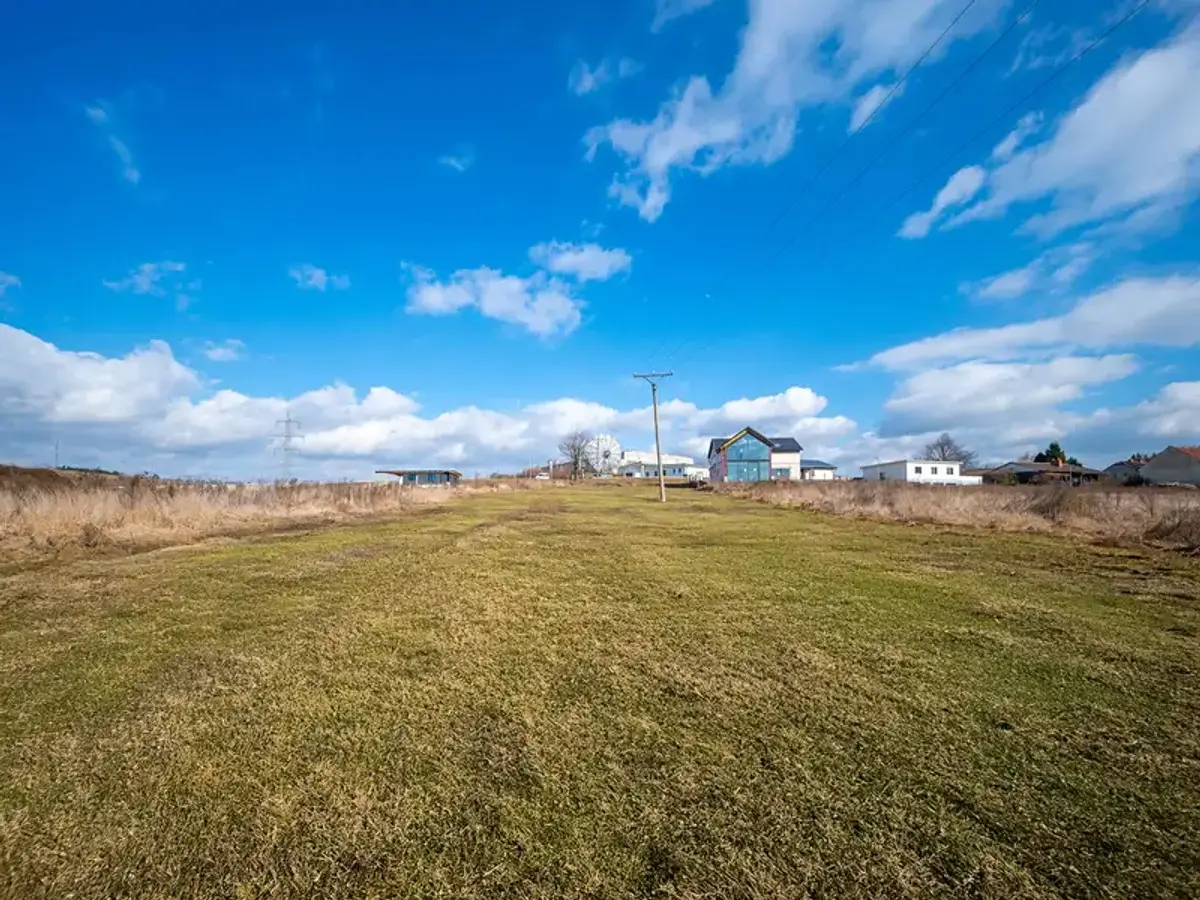 Prodej pozemku 1483 m², Bohdalice-Pavlovice · okres Vyškov