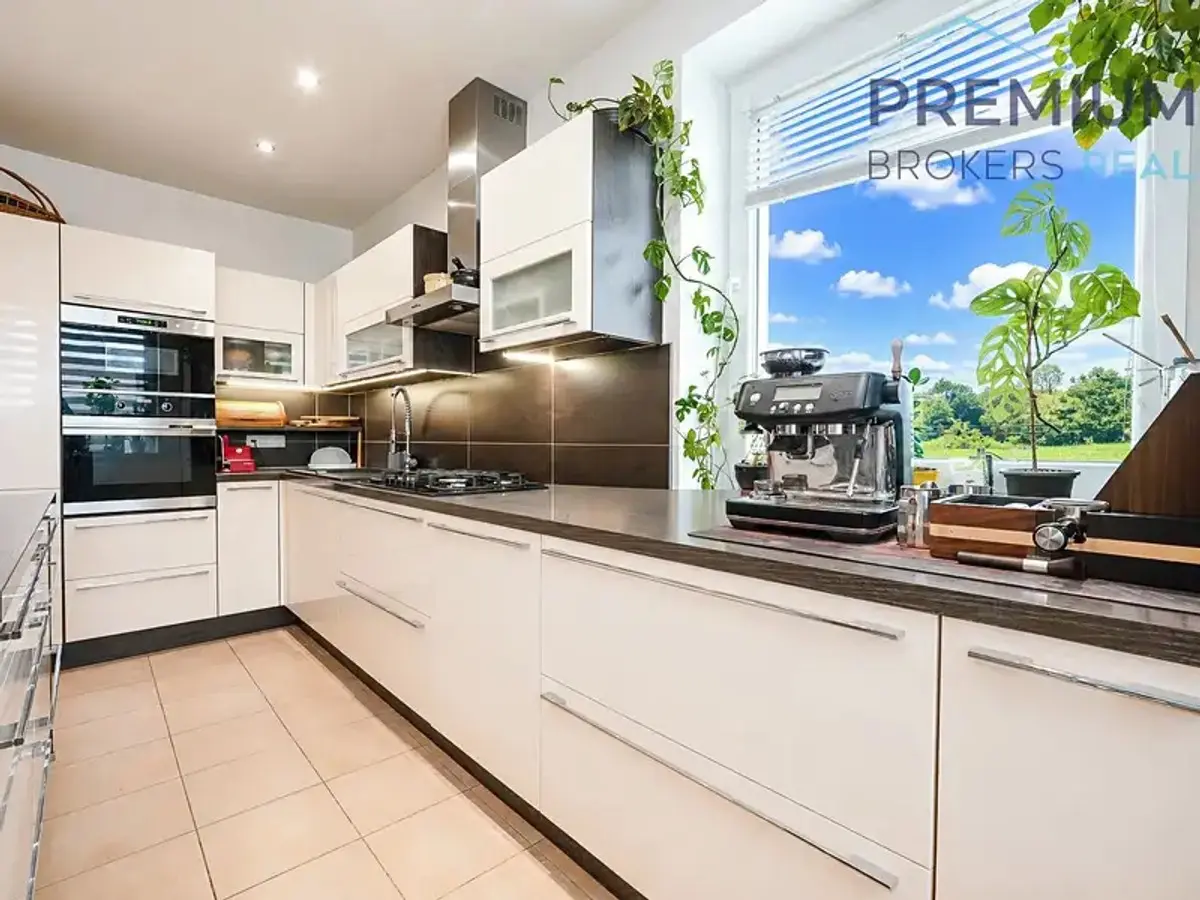 Prodej domu 148 m², Sasanková · Zeleneč