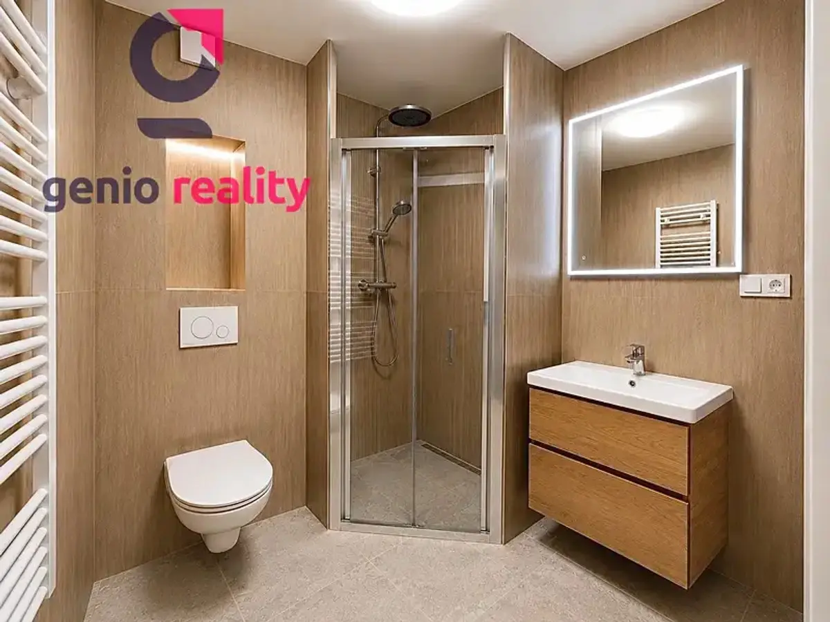 Prodej bytu 2+1 50 m², Plotiště · Hradec Králové