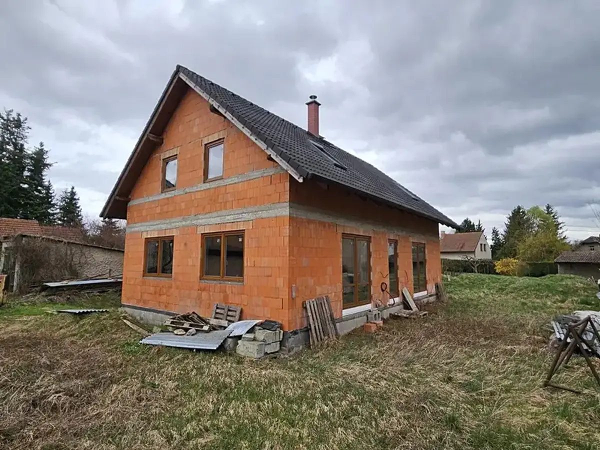 Prodej domu 214 m², Partyzánská · Velký Borek
