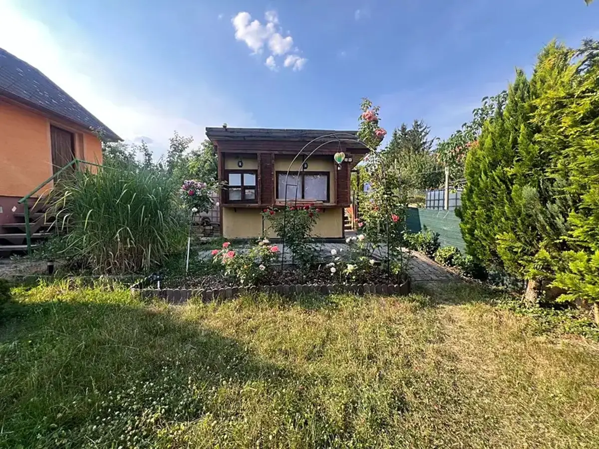 Prodej chaty / chalupy 12 m², Kladno · okres Kladno