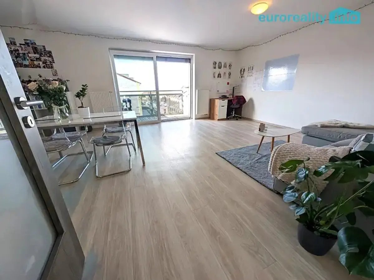 Prodej bytu 2+kk 63 m², Poděbradova · Plzeň