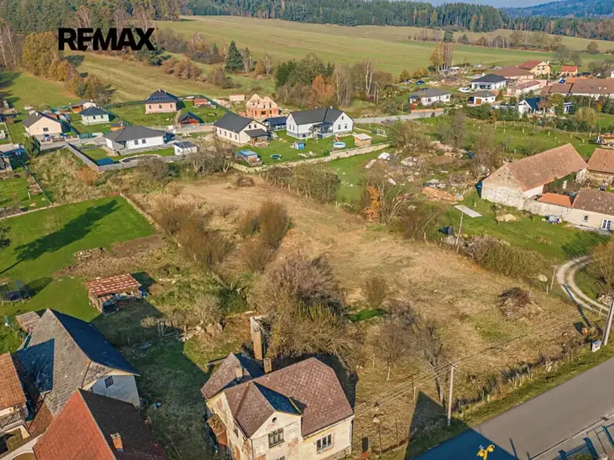 Prodej pozemku 3297 m², Číměř · okres Jindřichův Hradec