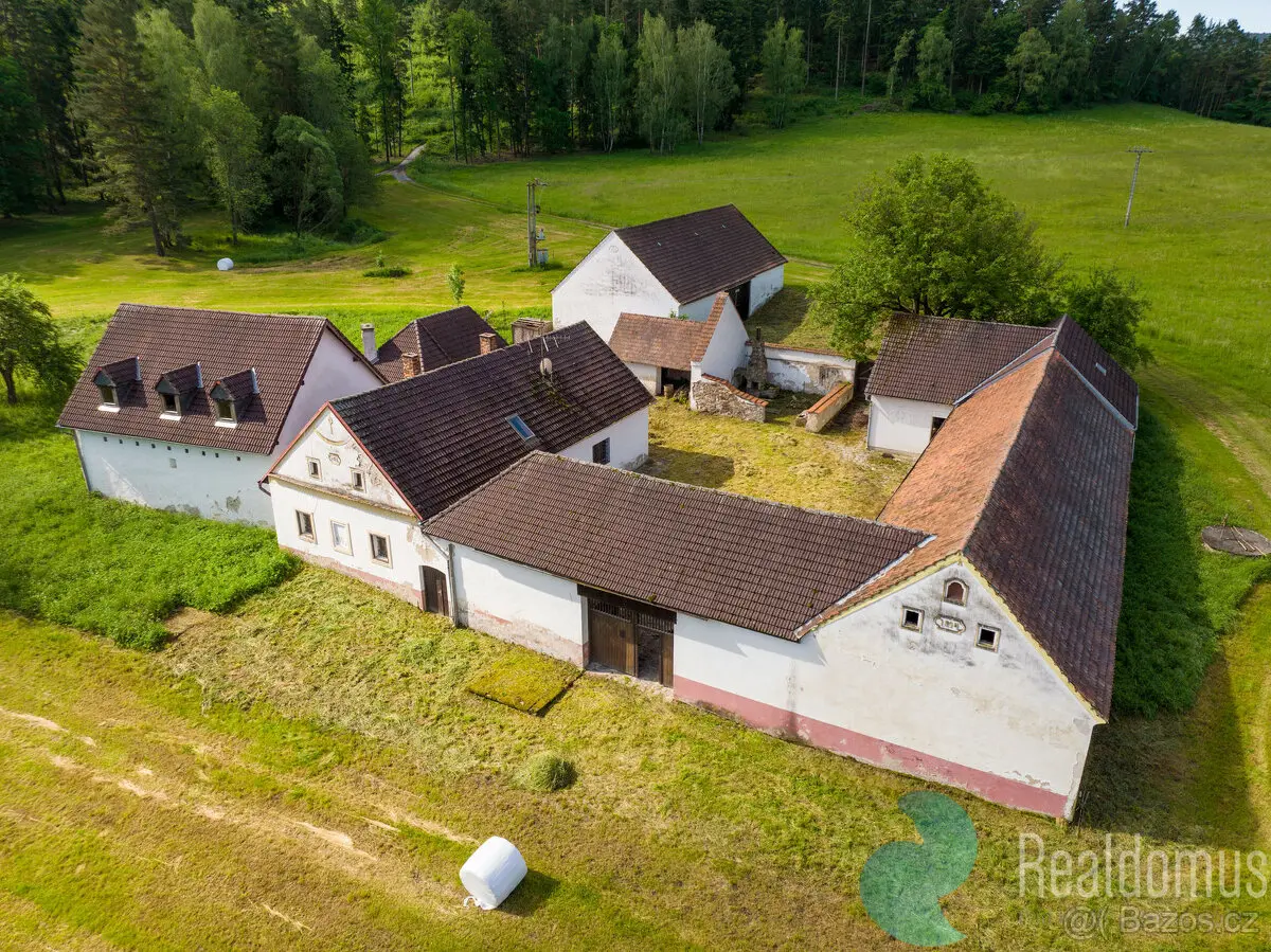 Prodej domu 4766 m², Český Krumlov · 382 01