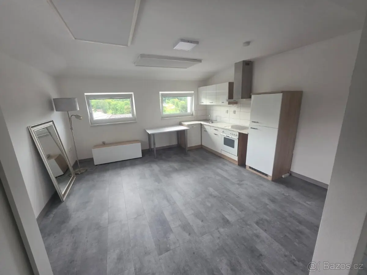 Pronájem bytu 2+kk 48 m², Česká Lípa · 472 01