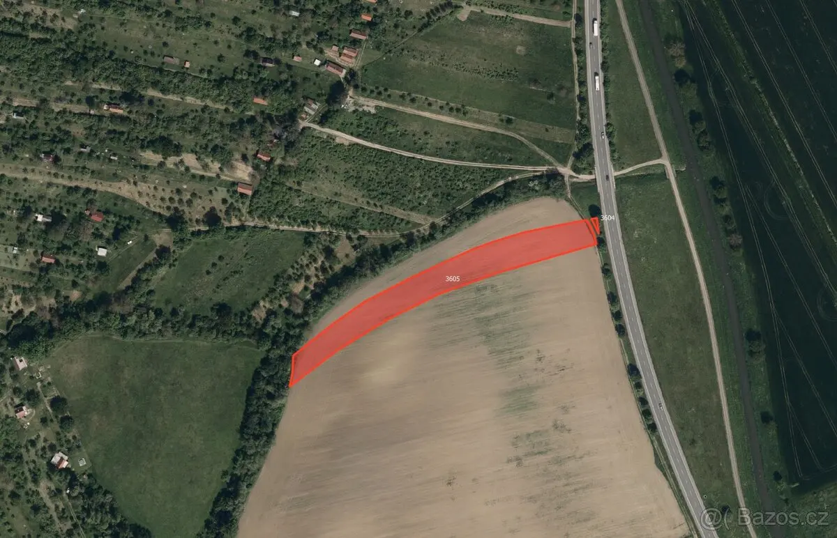 Prodej pozemku 14710 m², Uherské Hradiště · 688 01