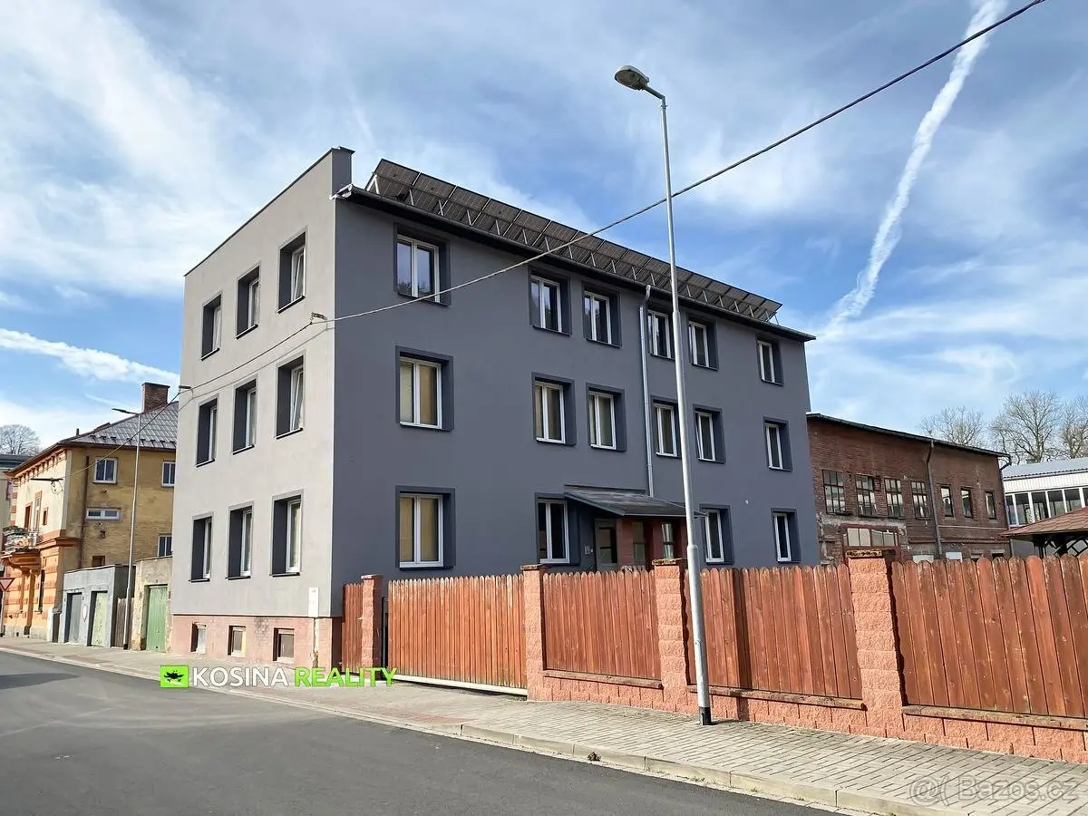 Pronájem bytu 2+kk 40 m², Sokolov · 358 01
