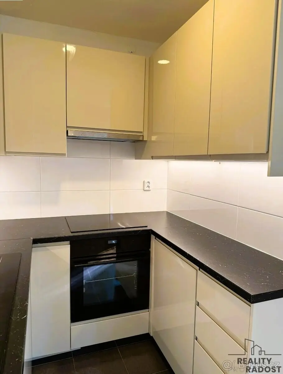 Pronájem bytu 2+1 63 m², Ruzyně