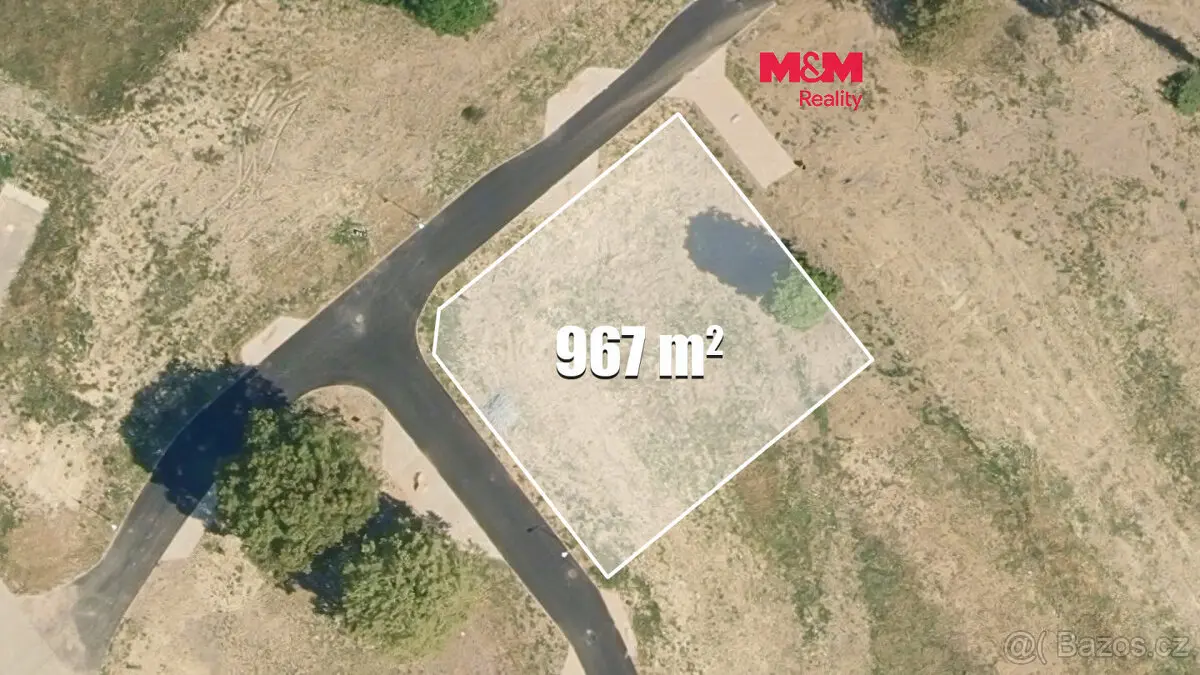 Prodej pozemku 967 m², Chrudim · 538 03