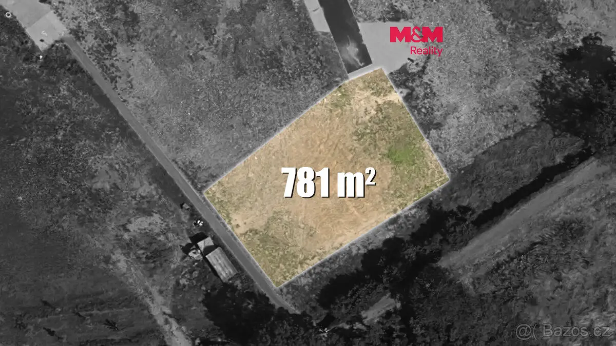 Prodej pozemku 781 m², Chrudim · 538 03