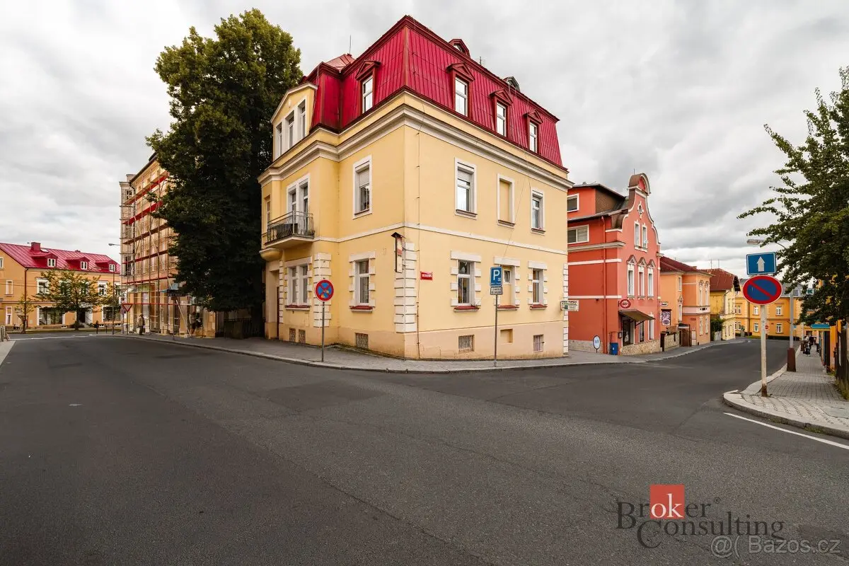 Prodej bytu 3+1 92 m², Cheb · 353 01