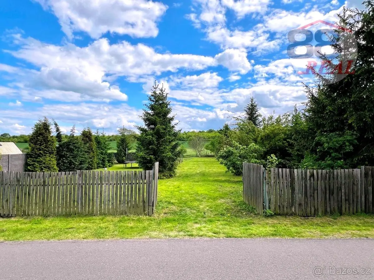 Prodej pozemku 2726 m², Chomutov · 432 01