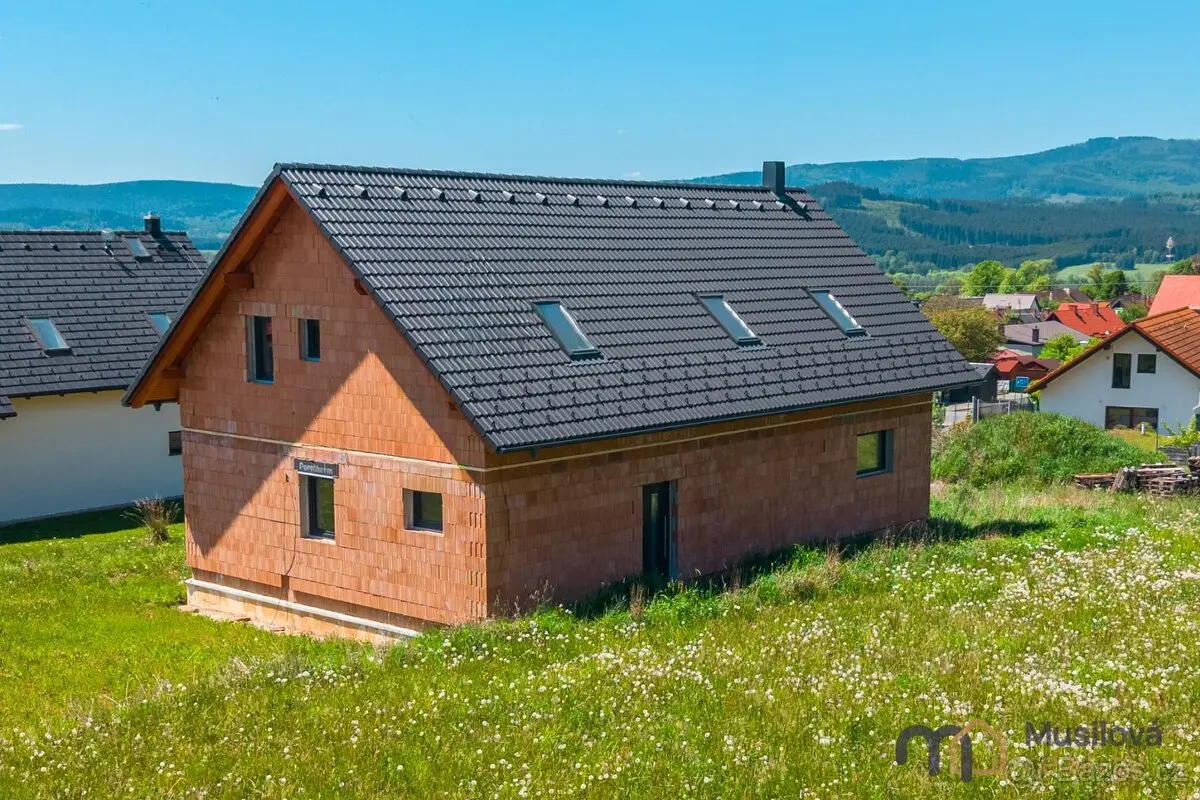 Prodej domu 194 m², Český Krumlov · 382 26