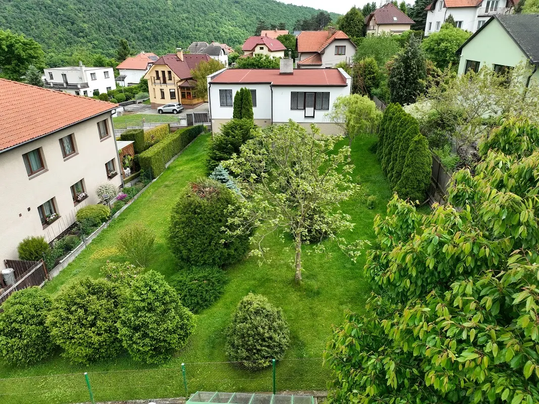 Prodej domu 858 m², Davle