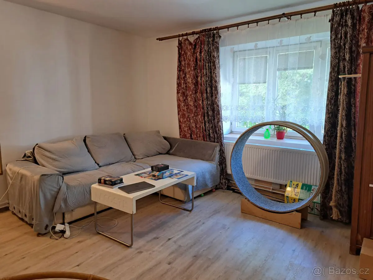 Prodej bytu 2+1 66 m², Benešov · 251 67