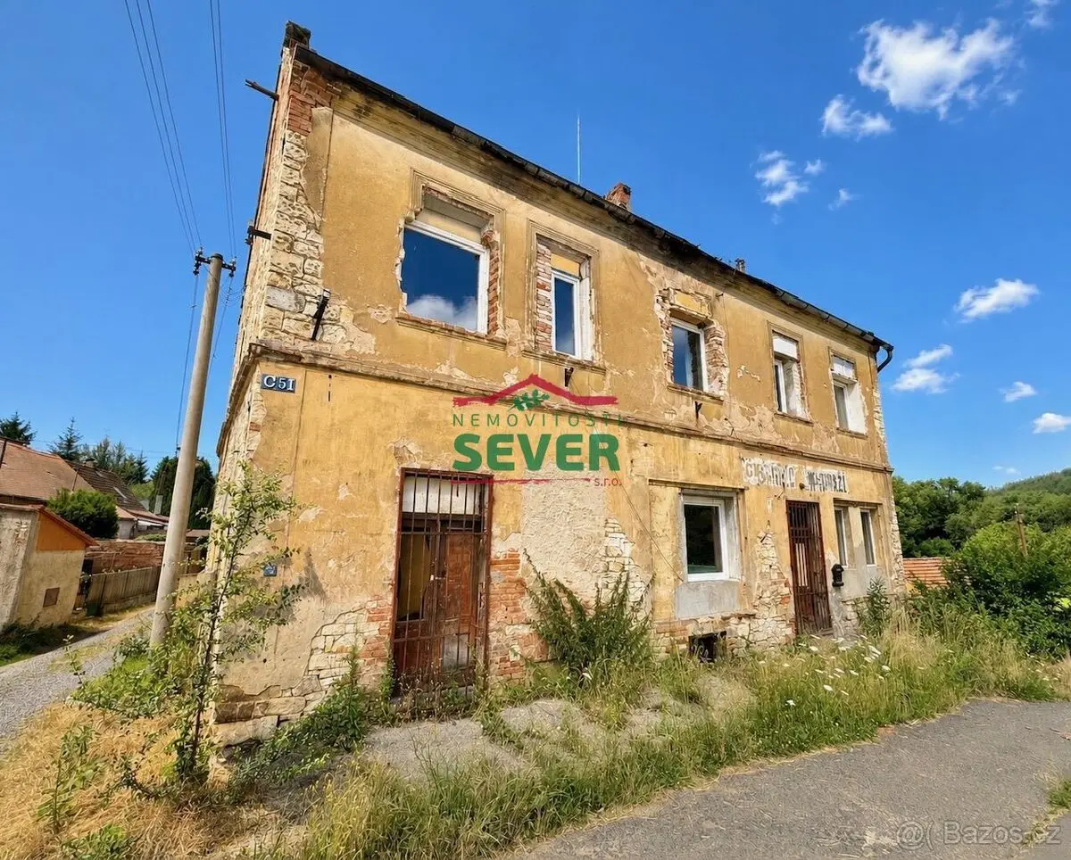 Prodej domu 200 m², Louny · 440 01