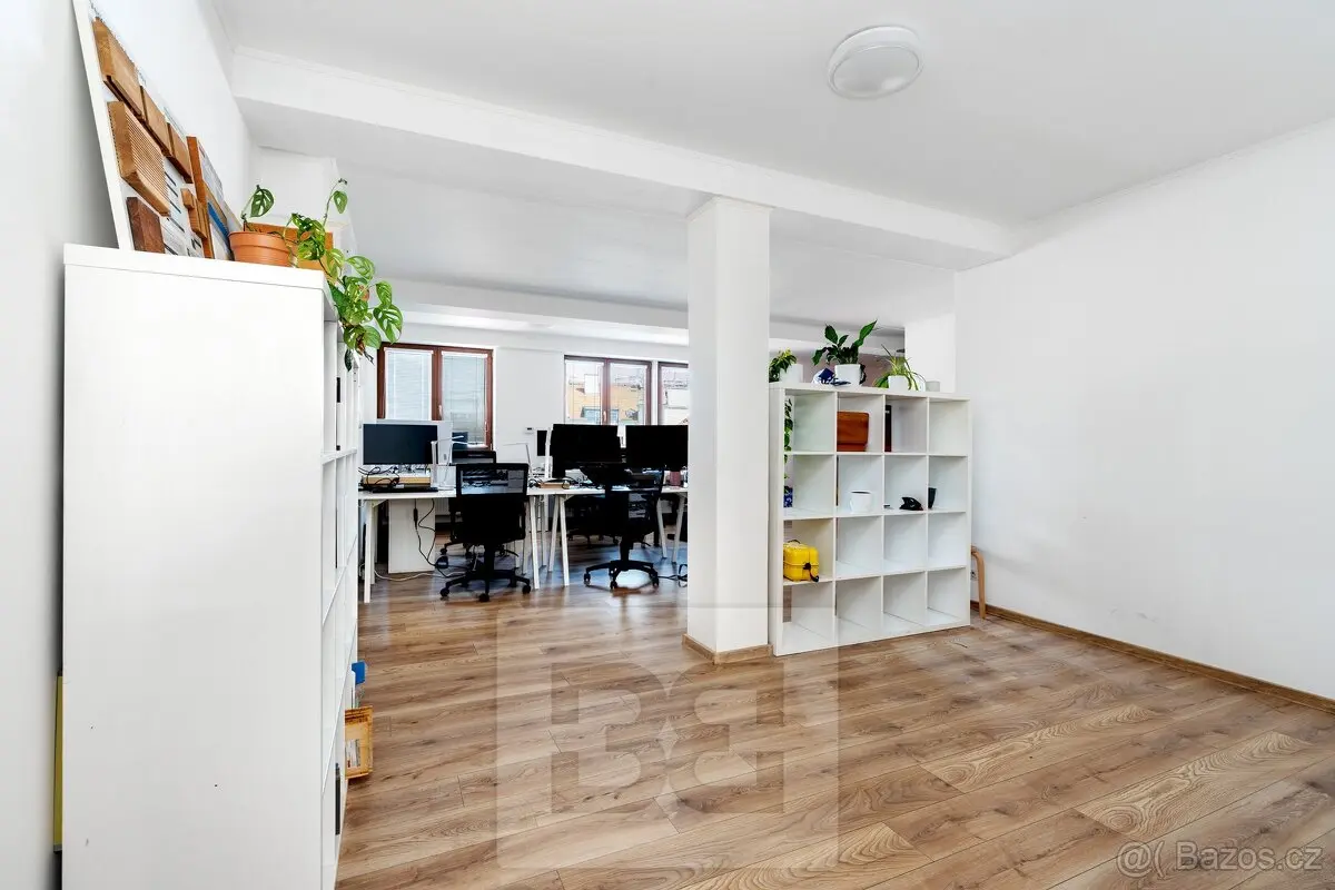 Prodej bytu 4+kk 134 m², Smíchov