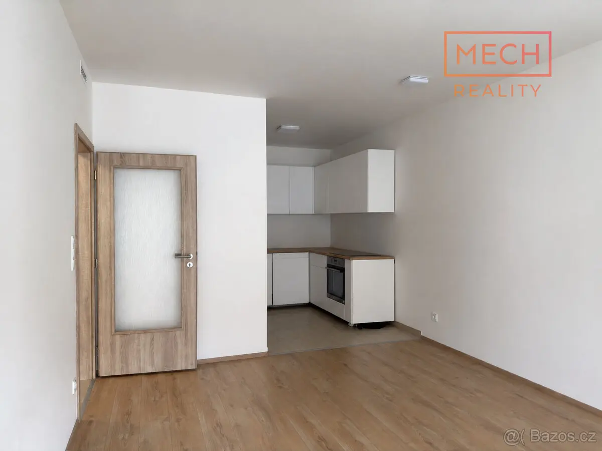 Pronájem bytu 2+kk 47 m², Hostivař