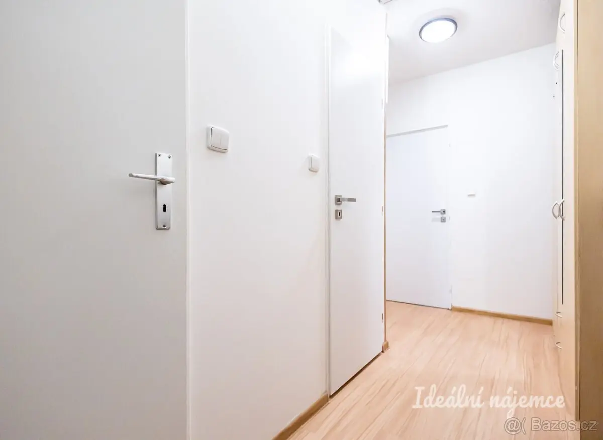 Pronájem bytu 2+kk 43 m², Běchovice