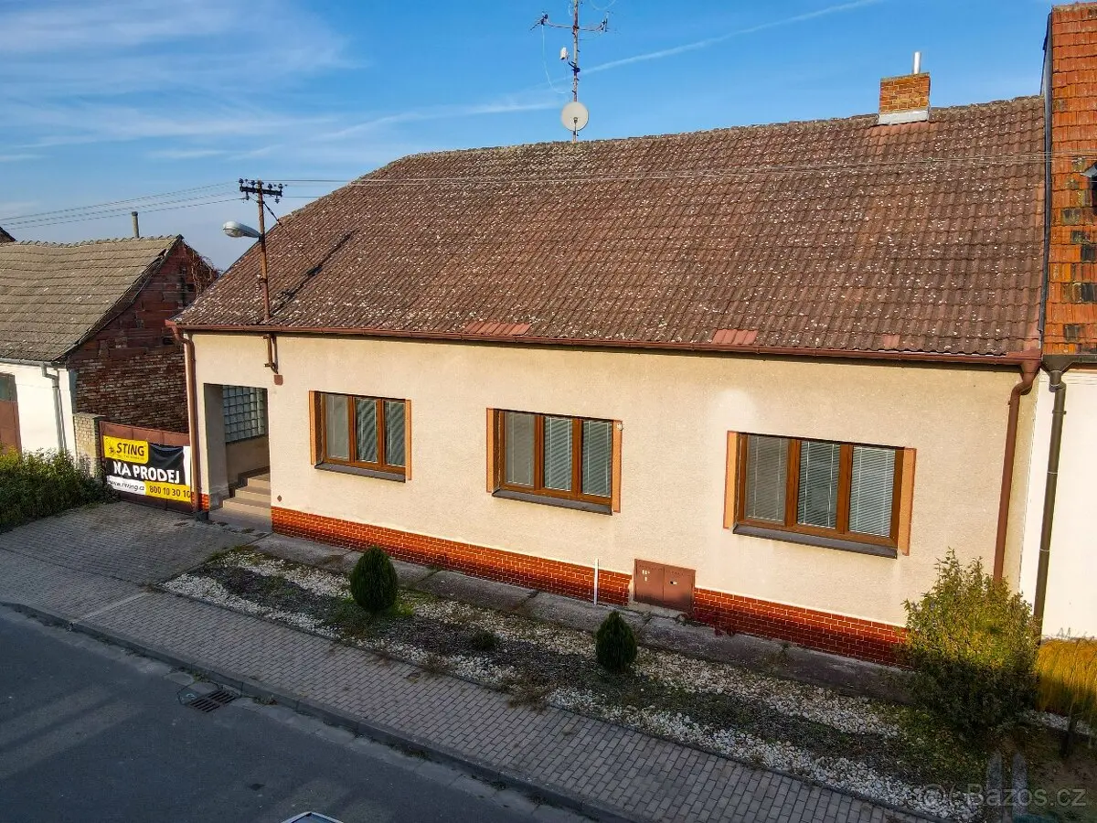 Prodej domu 976 m², Hodonín · 696 06