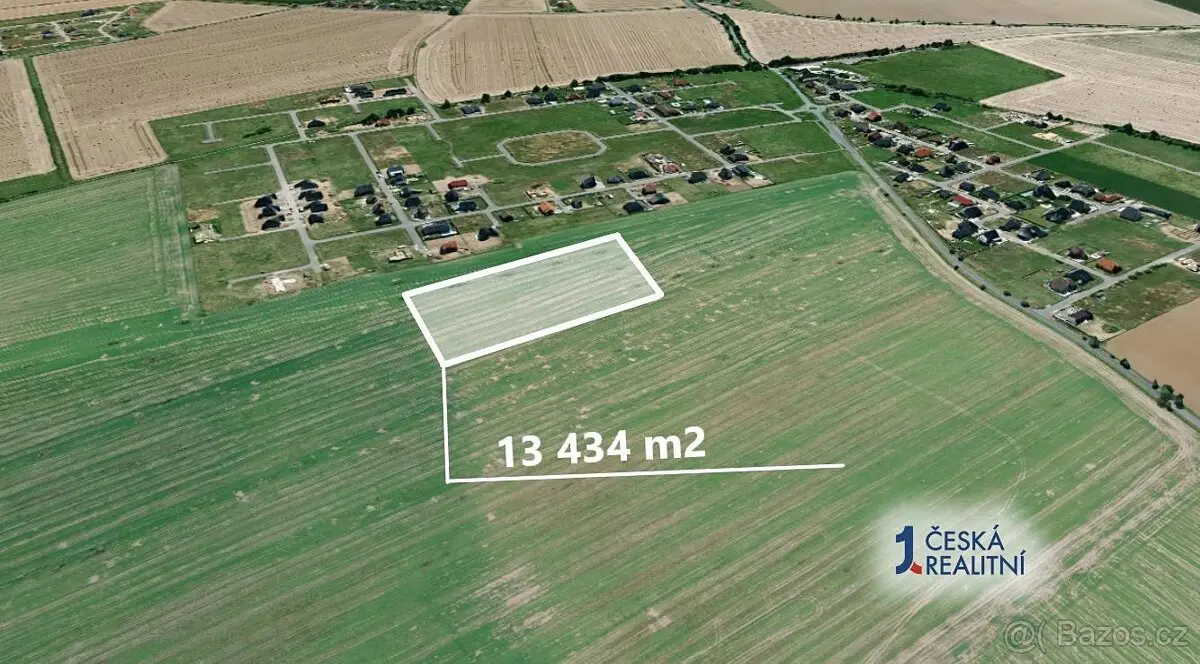 Prodej pozemku 13434 m², Sluštice