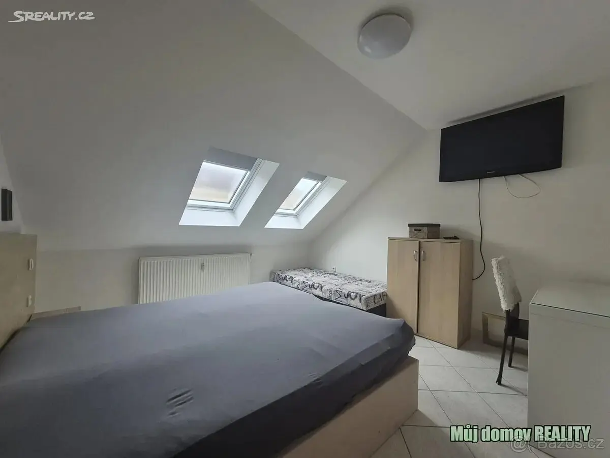 Pronájem bytu 2+kk 50 m², Smíchov