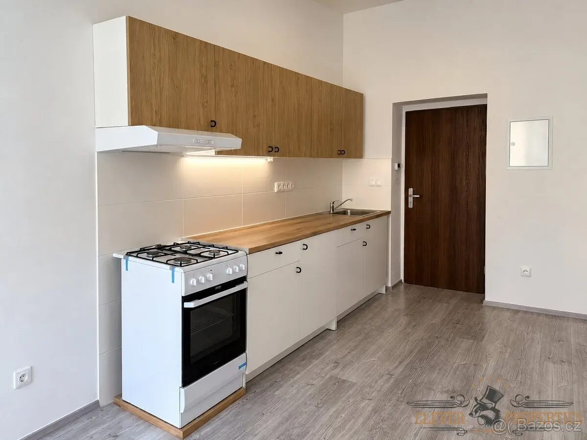 Pronájem bytu 2+1 55 m², Chrudim