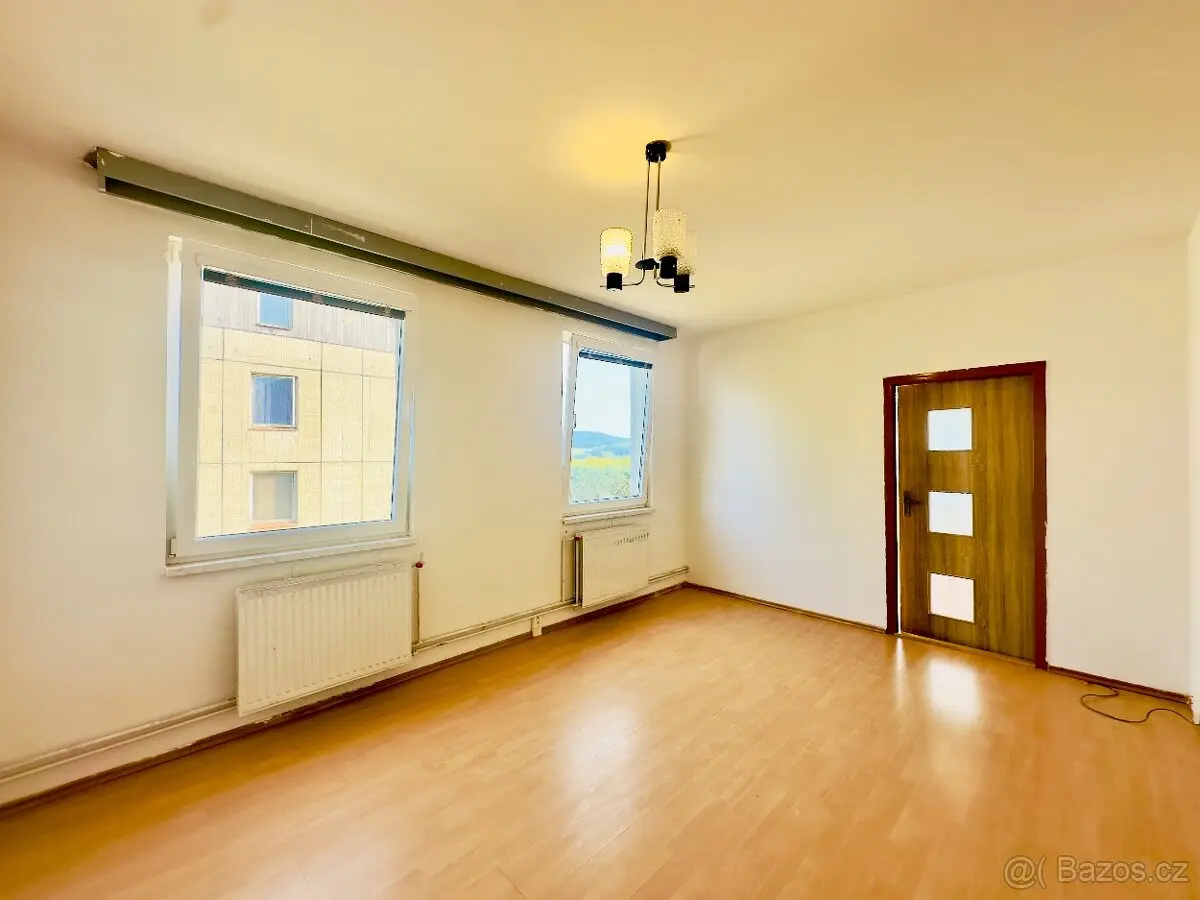 Pronájem bytu 3+1 73 m², Prachatice · 384 22