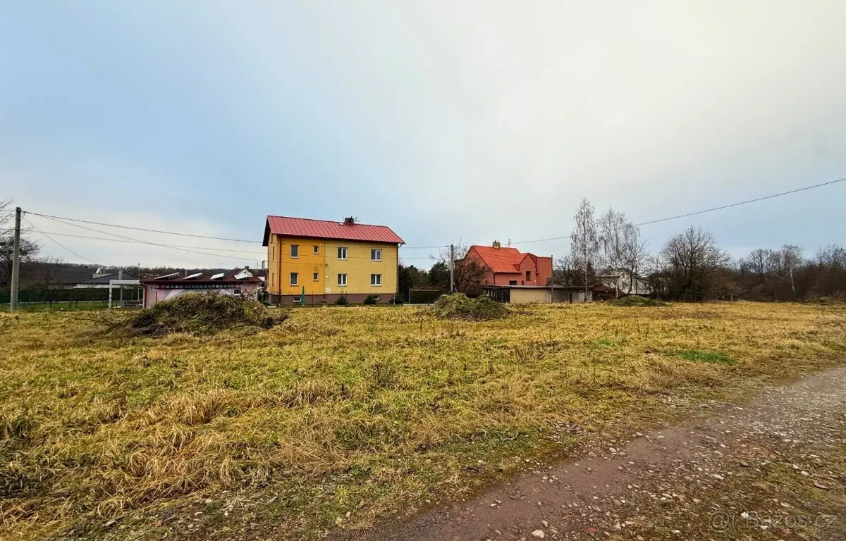Prodej pozemku 811 m², Karviná · 735 41