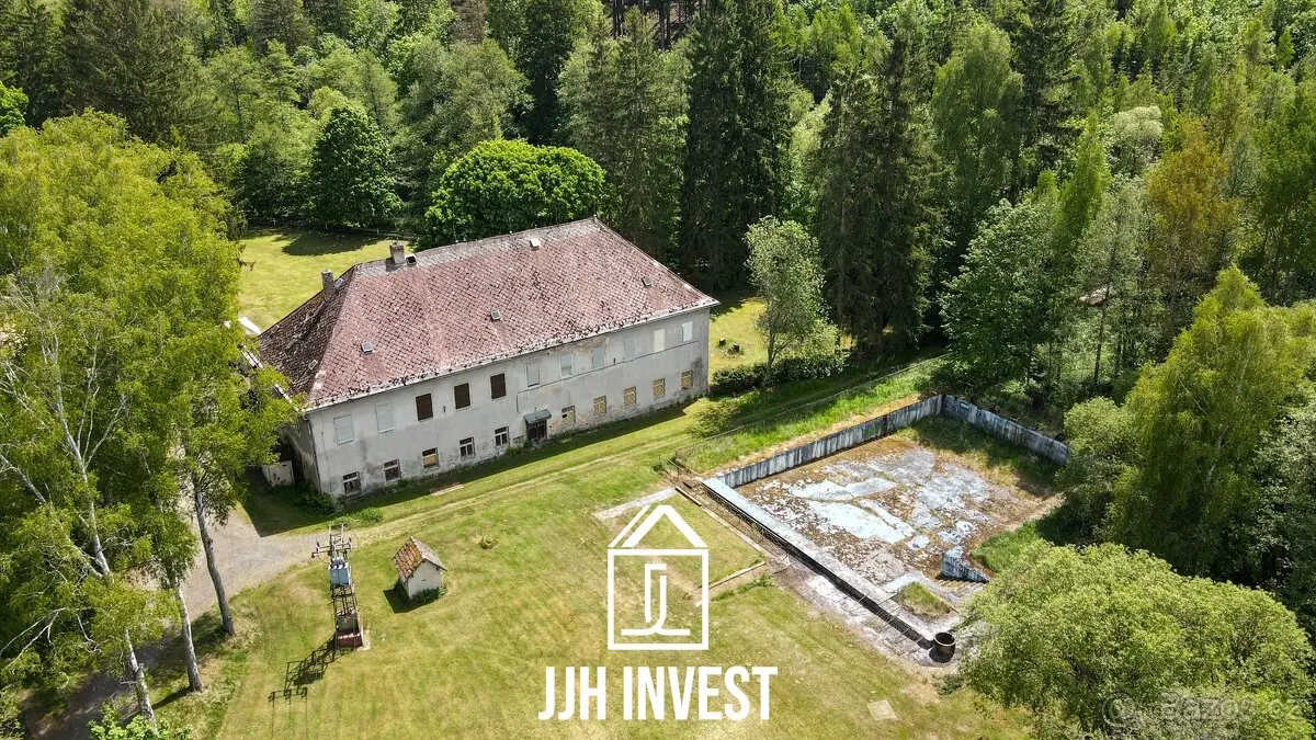 Prodej domu 551 m², Tachov · 348 15