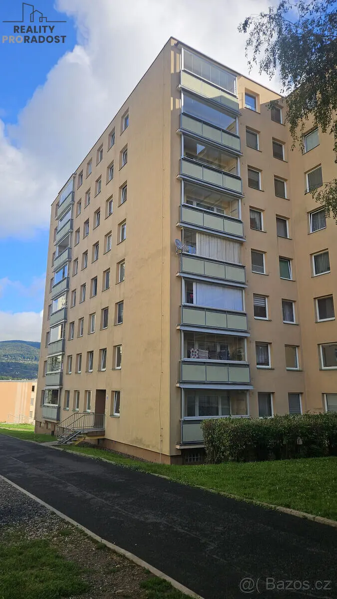 Prodej bytu 2+kk 32 m², Teplice