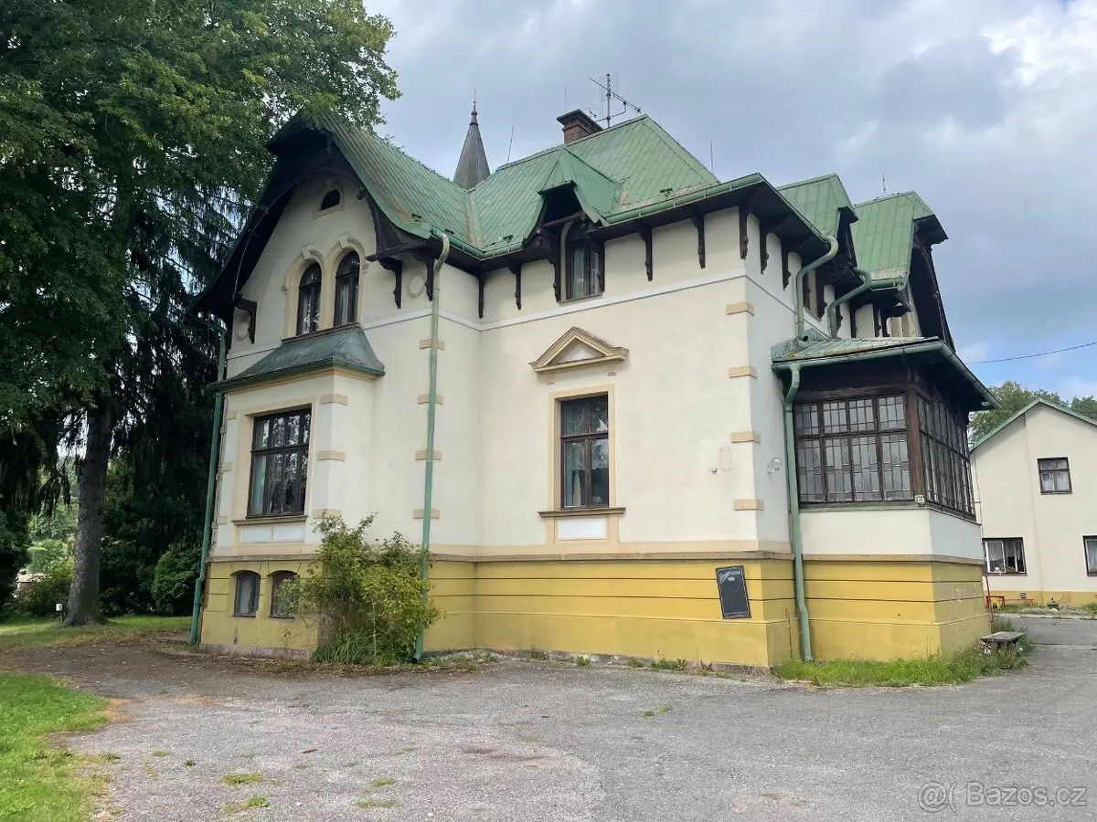 Pronájem domu, Trutnov