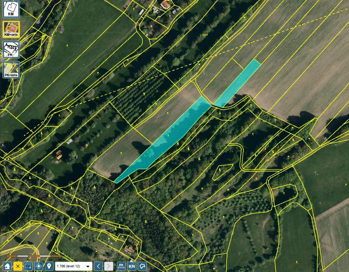 Prodej pozemku 6620 m², Zlín · 763 13