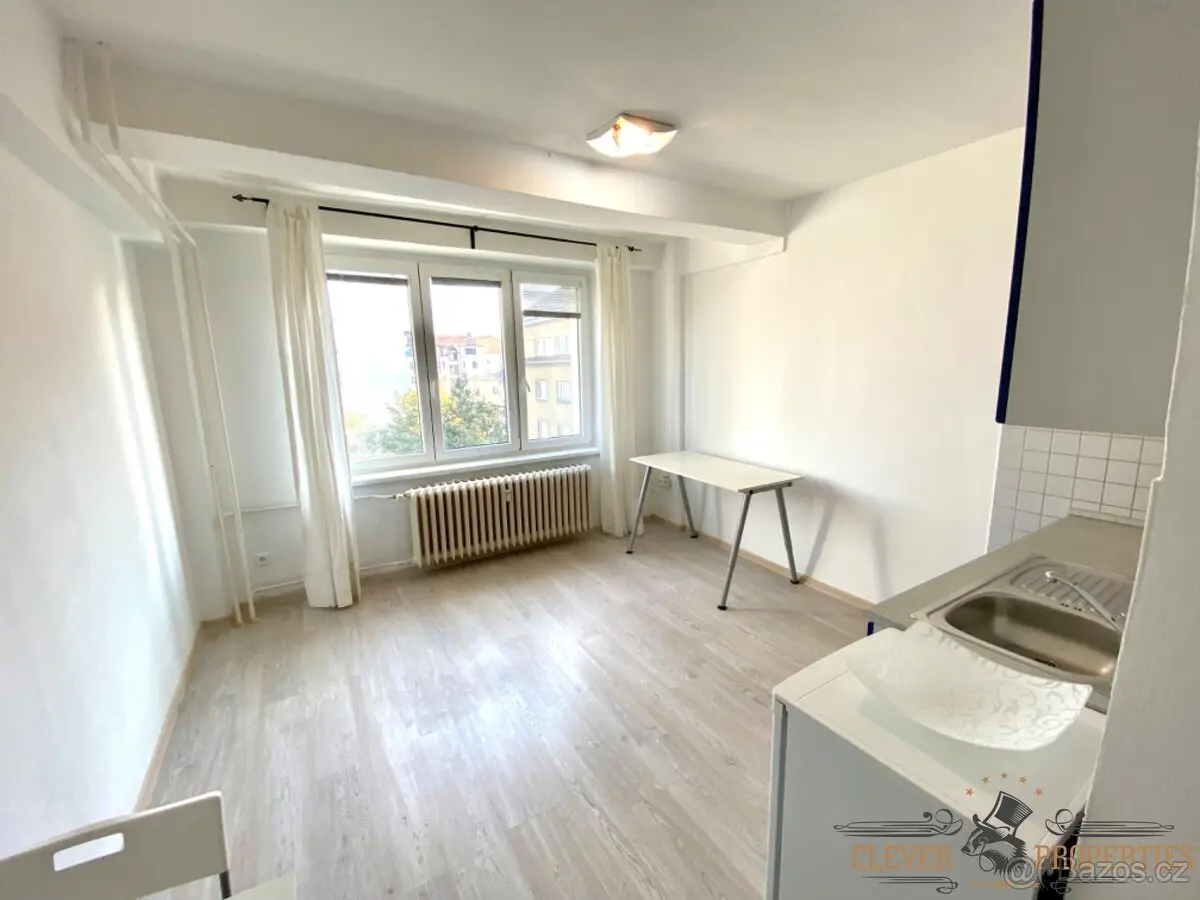 Pronájem bytu 1+kk 25 m², Pardubice · 530 02