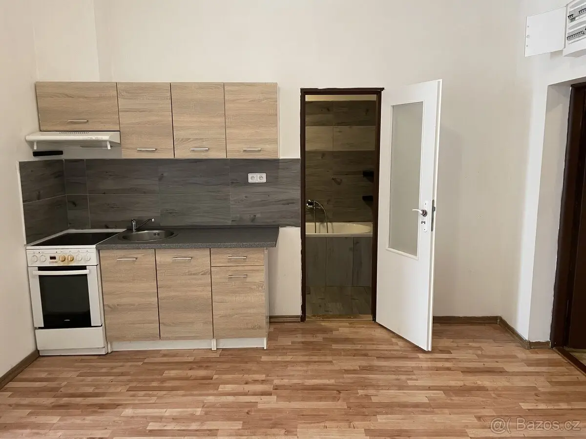 Pronájem bytu 2+kk, Trutnov