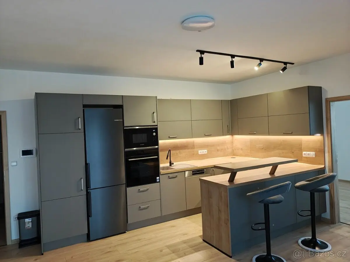 Pronájem bytu 3+kk 97 m², Pelhřimov · 393 01