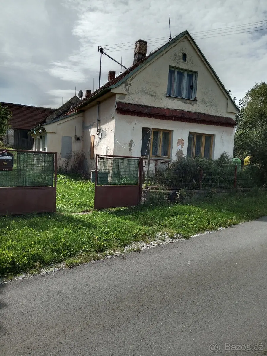 Prodej domu 1616 m², Písek